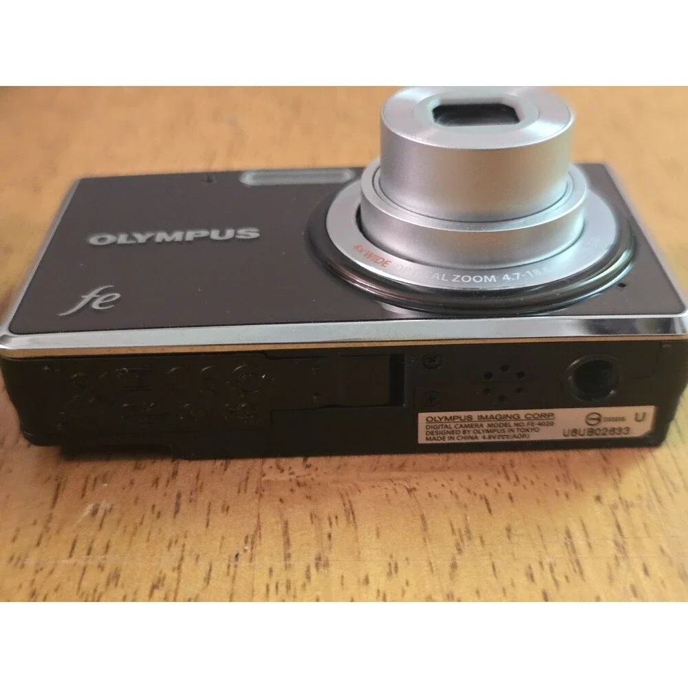 Olympus FE-4020 Digital Camera 14MP UNUSED Open Box Complete Set + 16GB SD Card